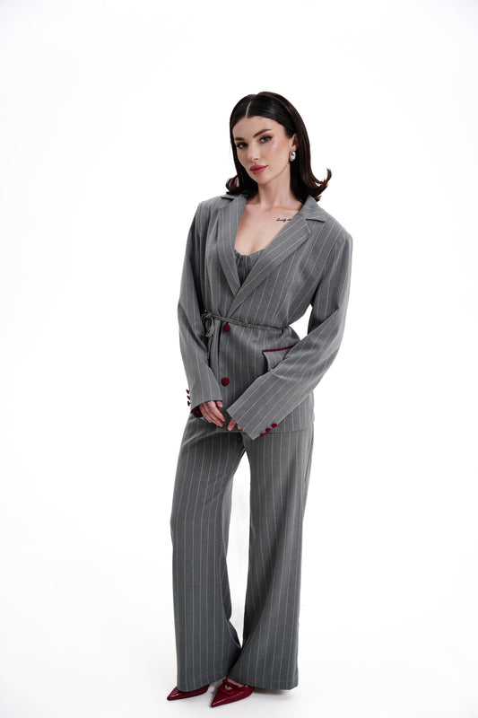 Victoria three-piece suit