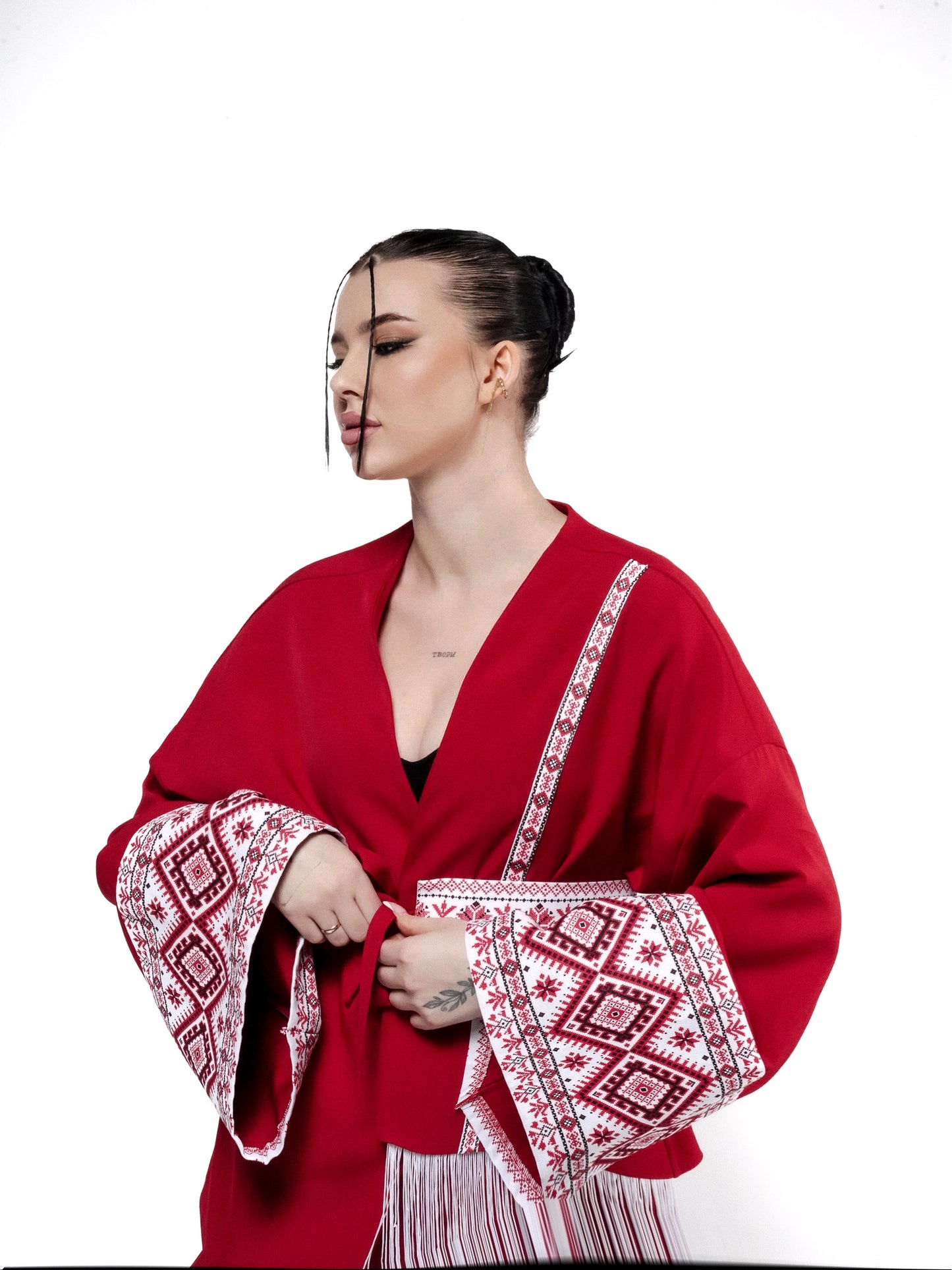 Образ червоний Оксенія