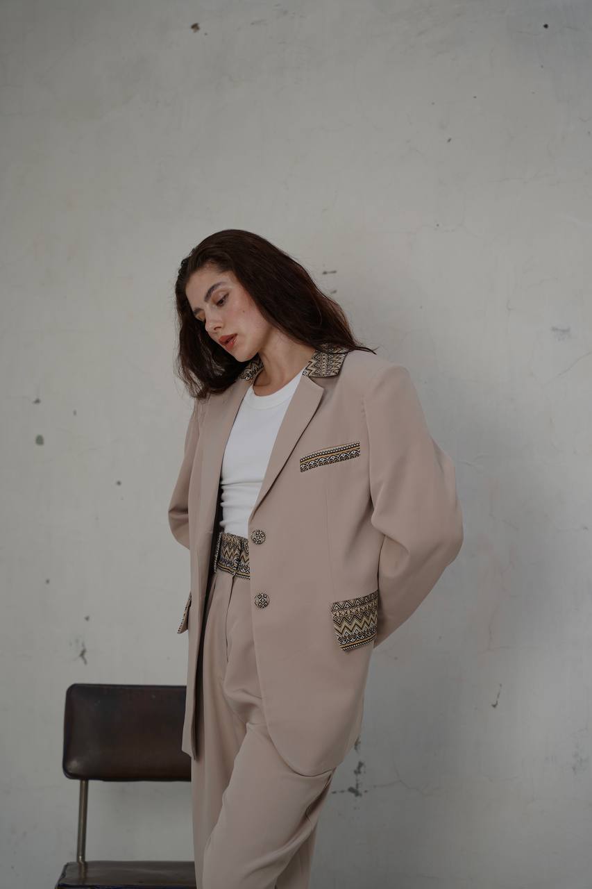 Жіночий костюм Жито