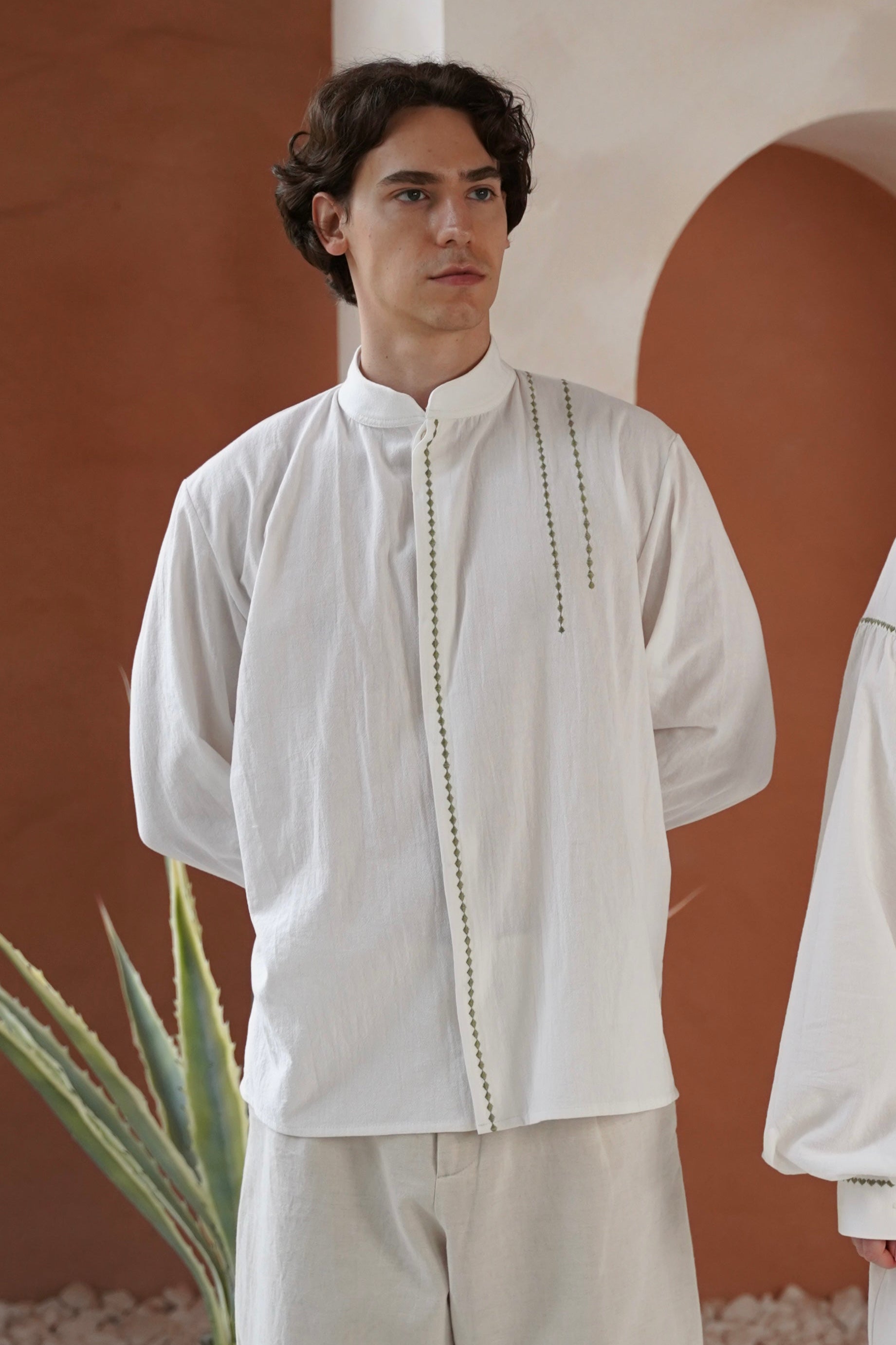 Чоловіча вишиванка біла