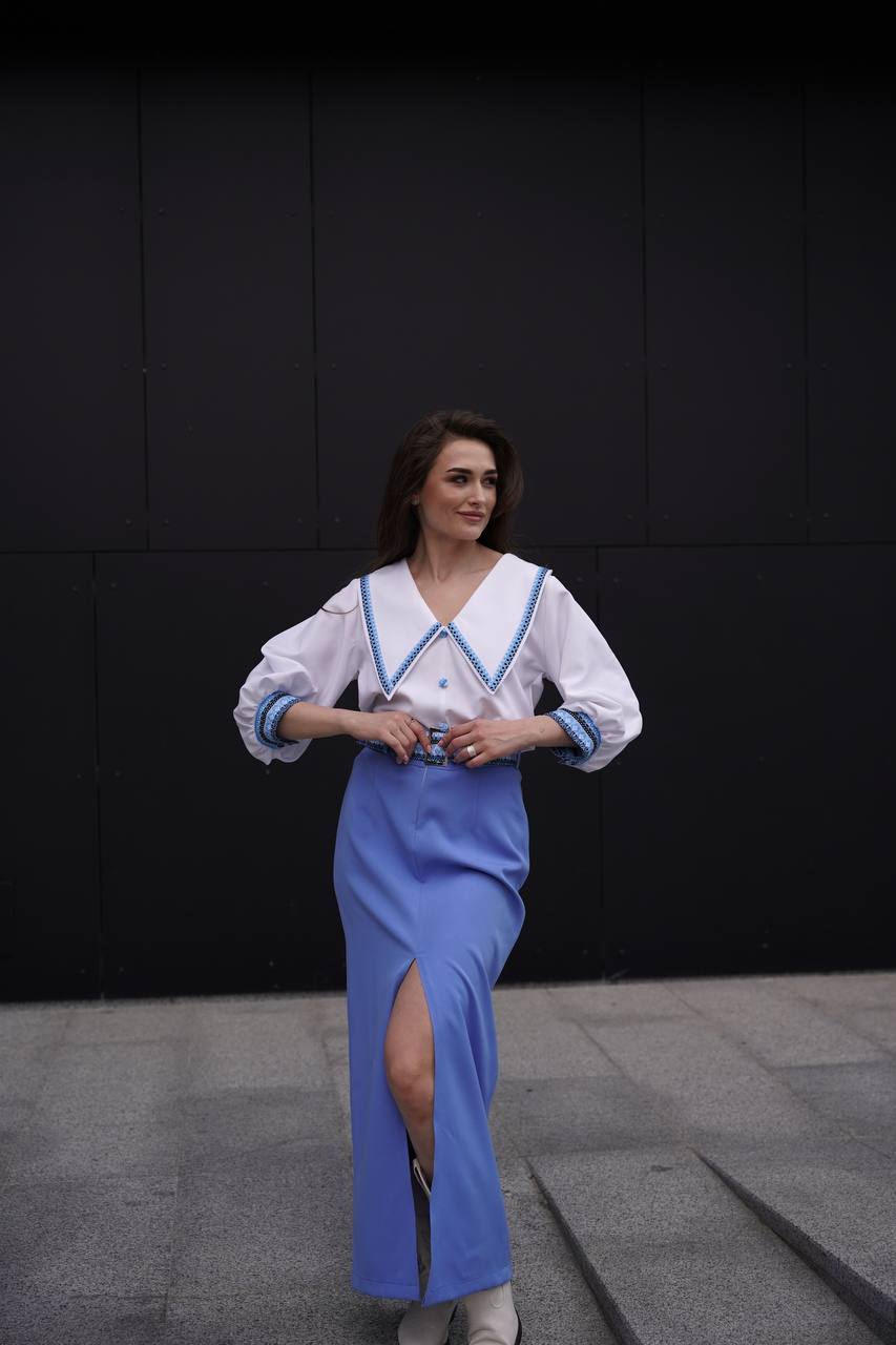 Спідниця максі блакитна з розрізом