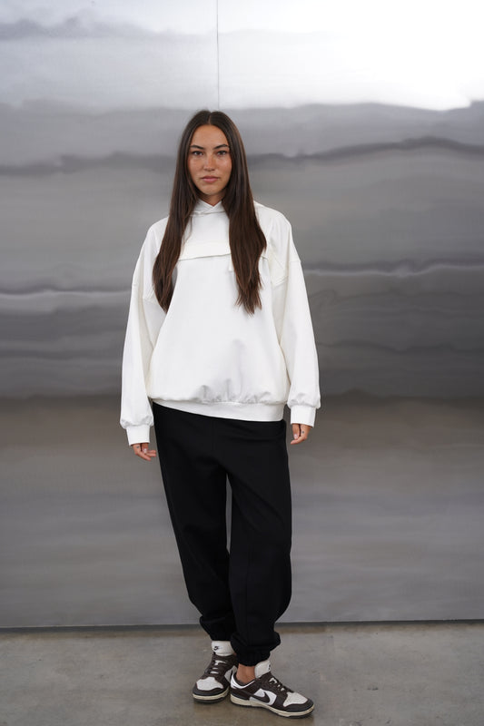 Жіночі чорні штани