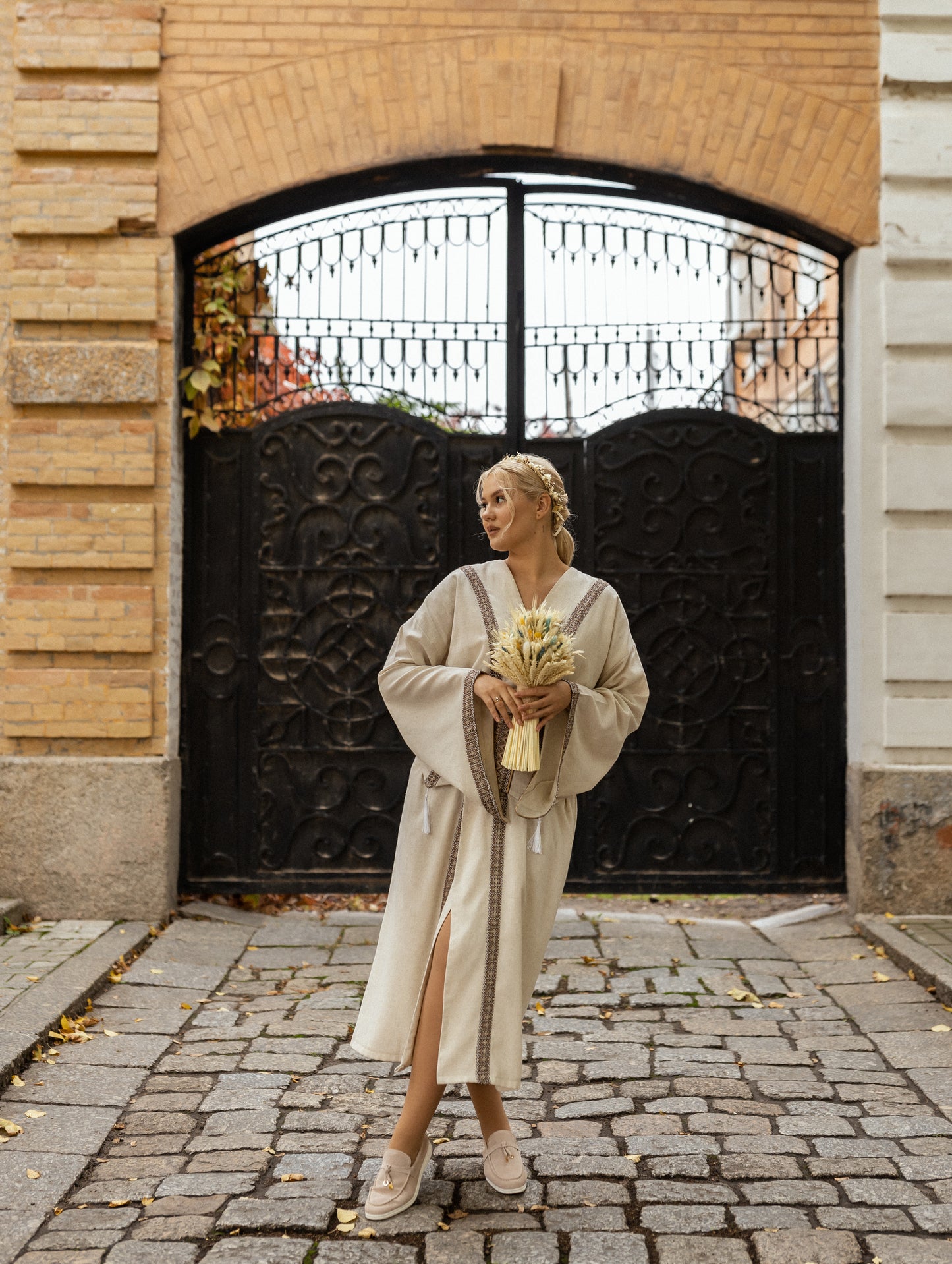 Жіноче кімоно максі бежеве Берегиня