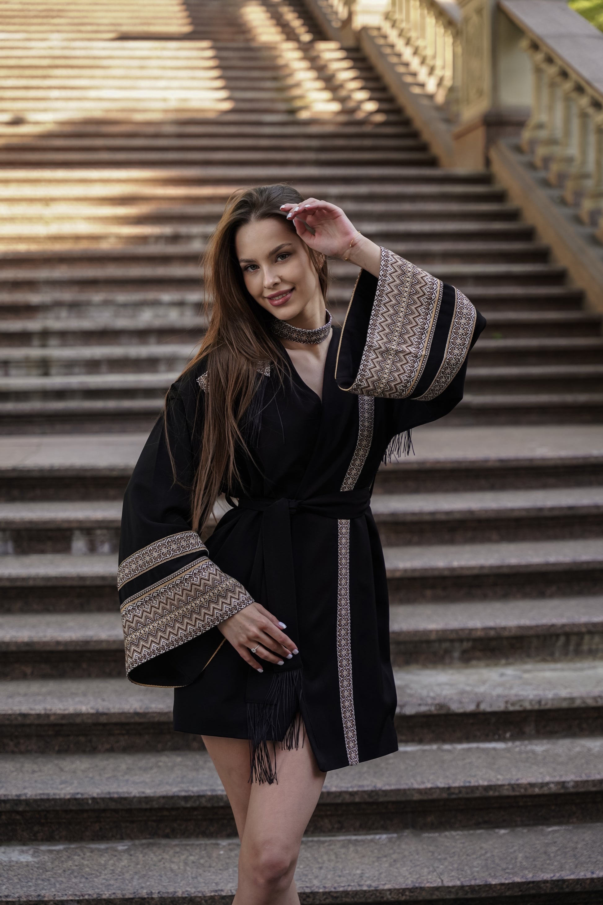 Жіноче кімоно чорне міні