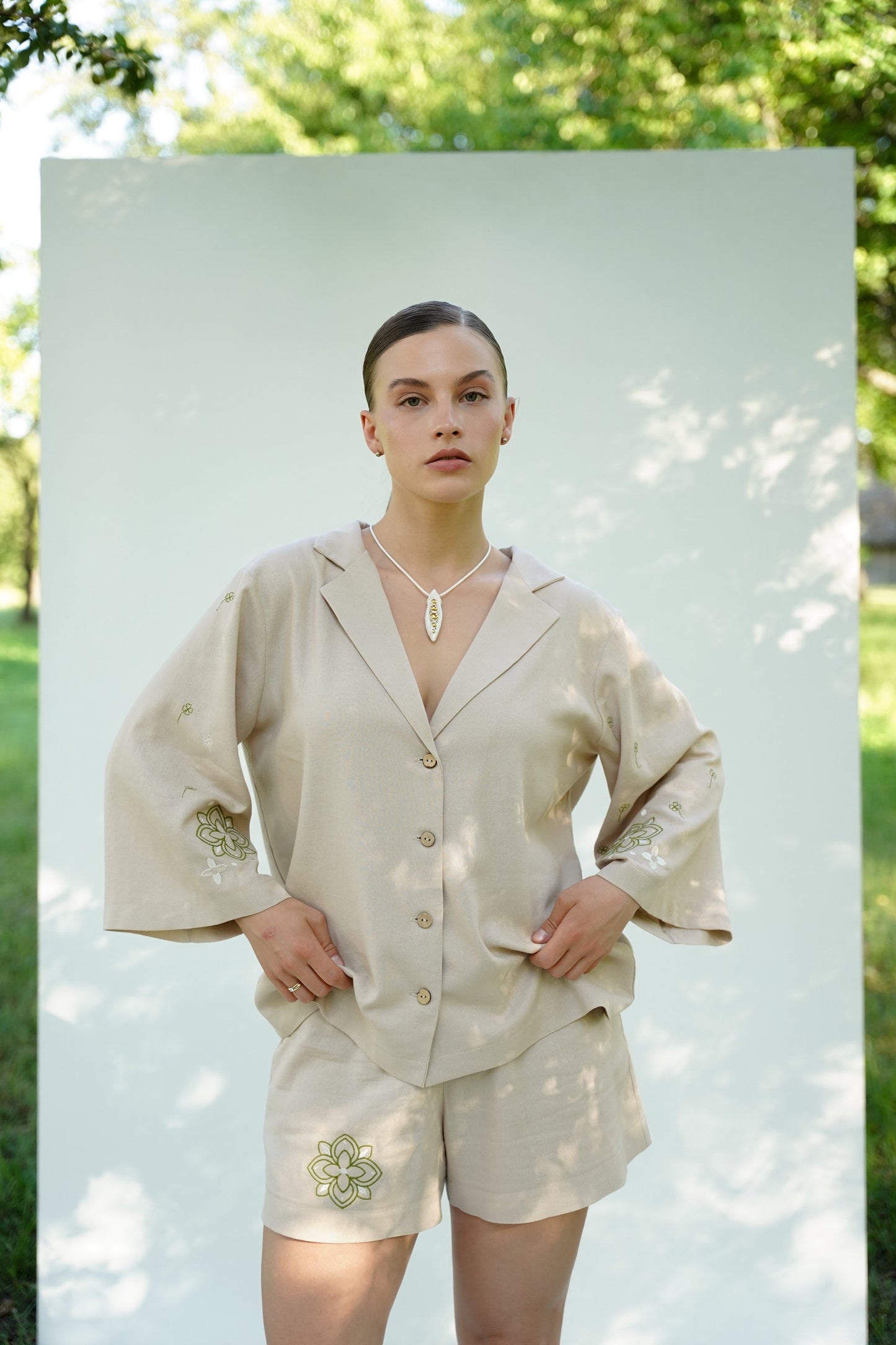 Жіночий костюм молочний Мальва