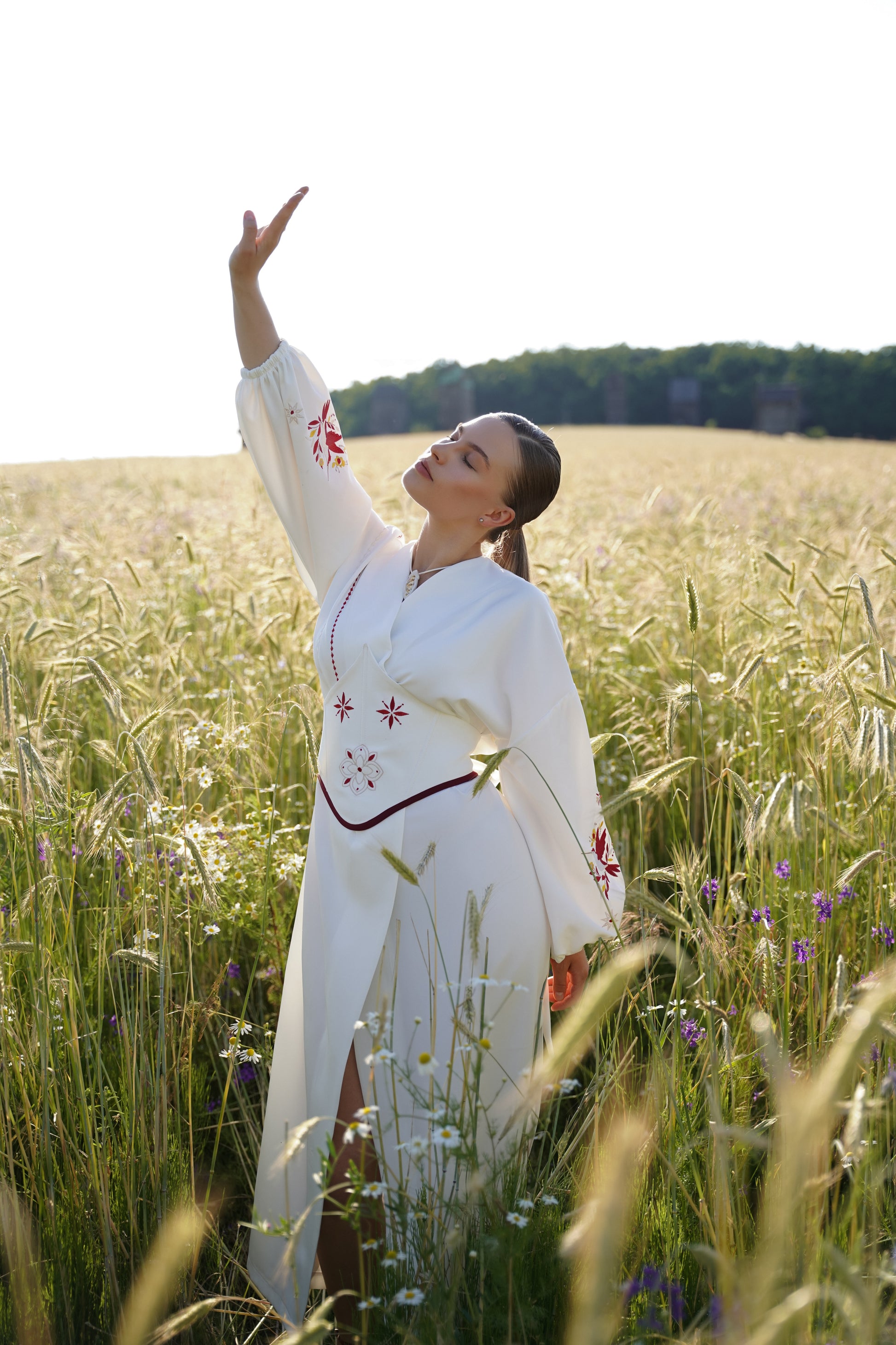 Жіноче кімоно молочне максі Колібрі