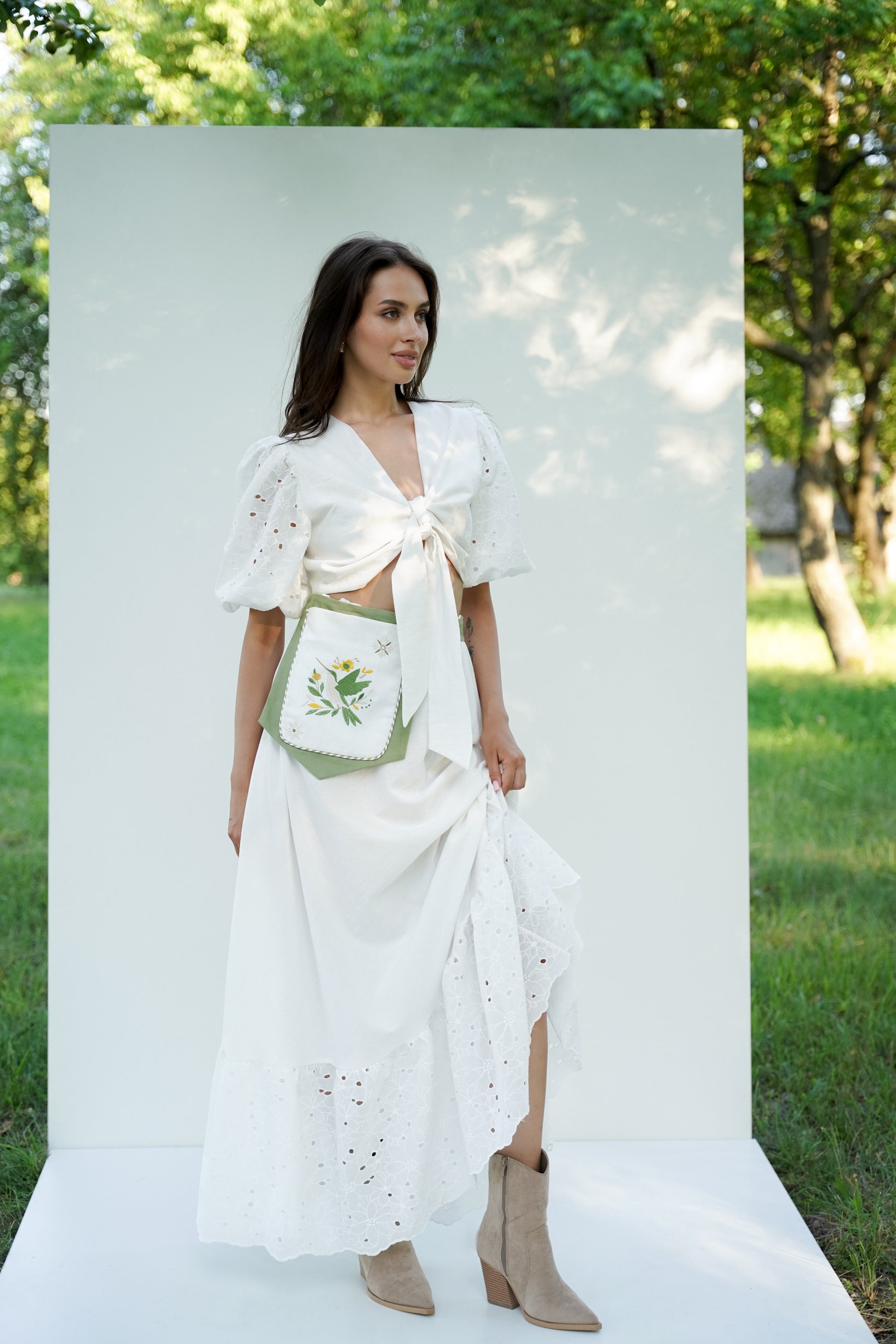 Жіноча спідниця максі молочна Конвалія