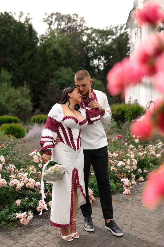 Pair image white Colossus