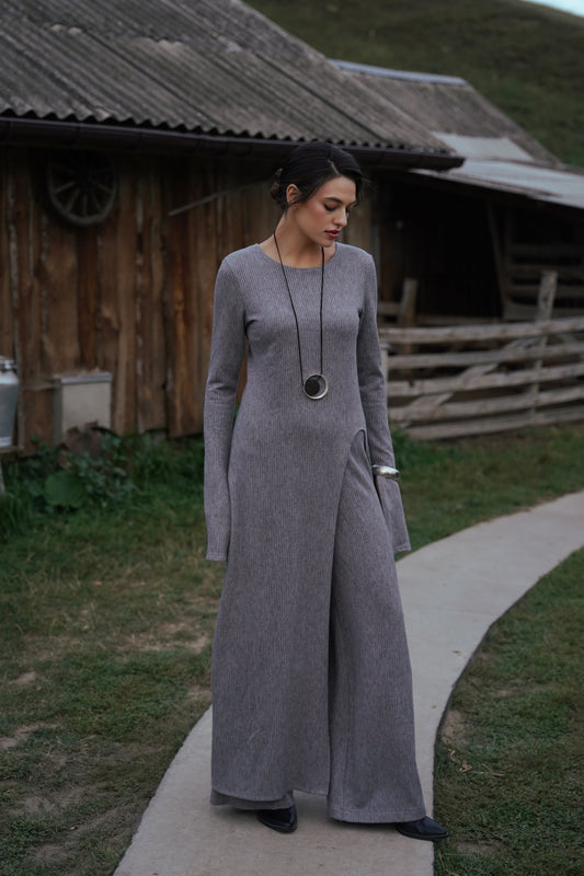 Women's gray suit Catherine