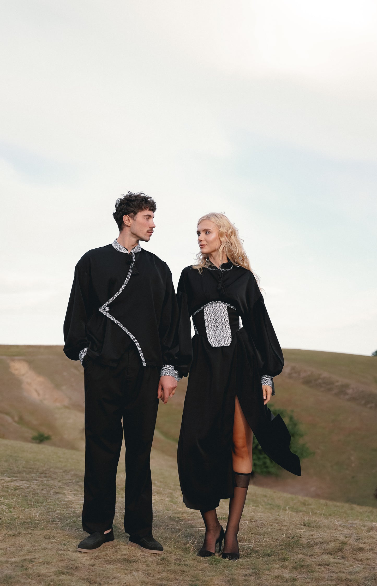 Парний образ чорний Либідь