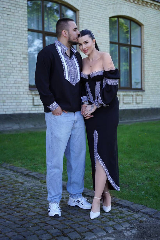 Pair image black Colossus