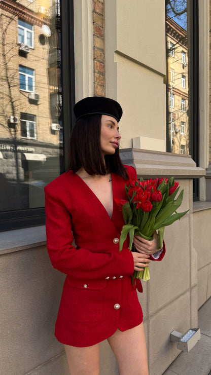 Червоний костюм Розалі