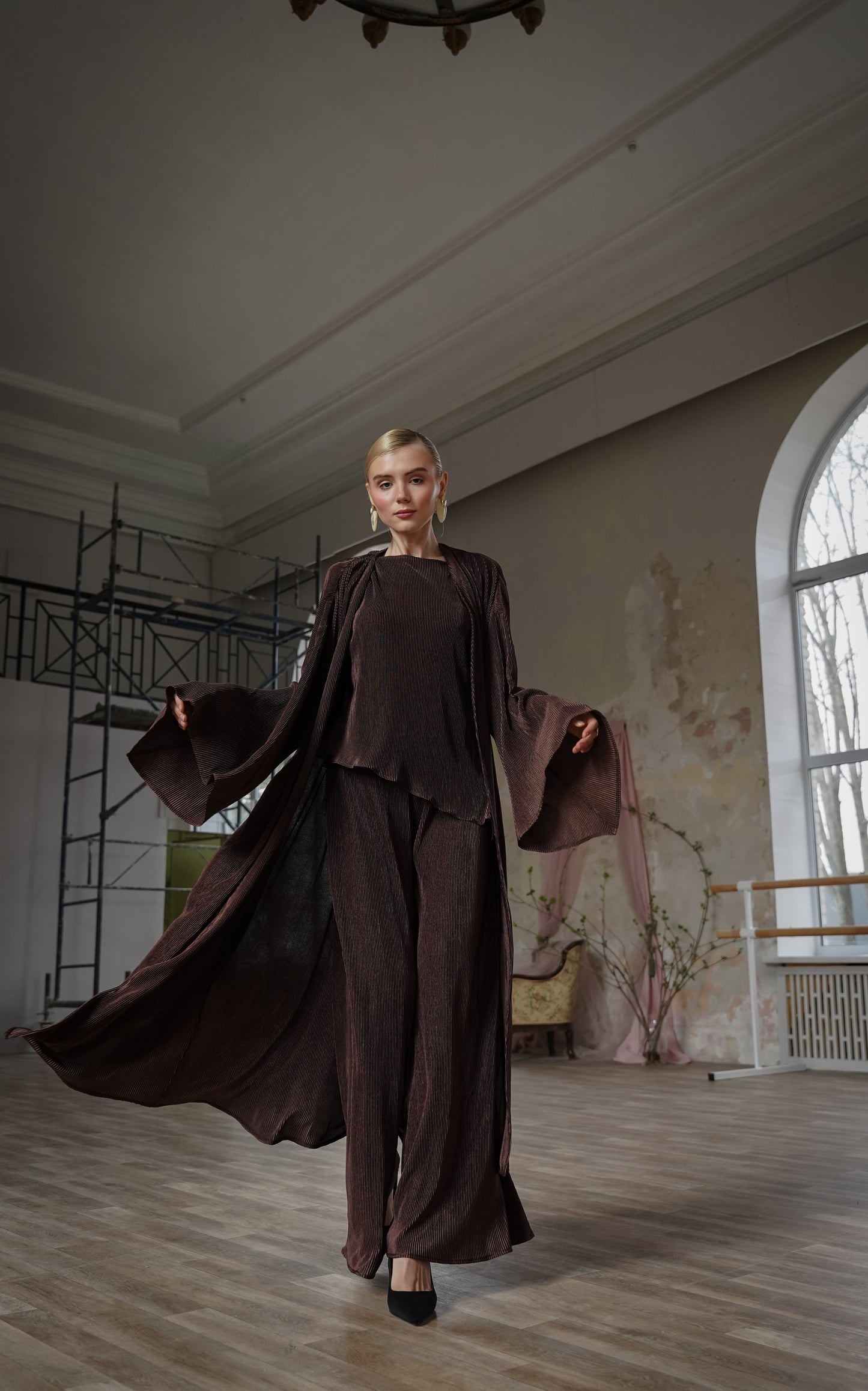 Camellia brown suit