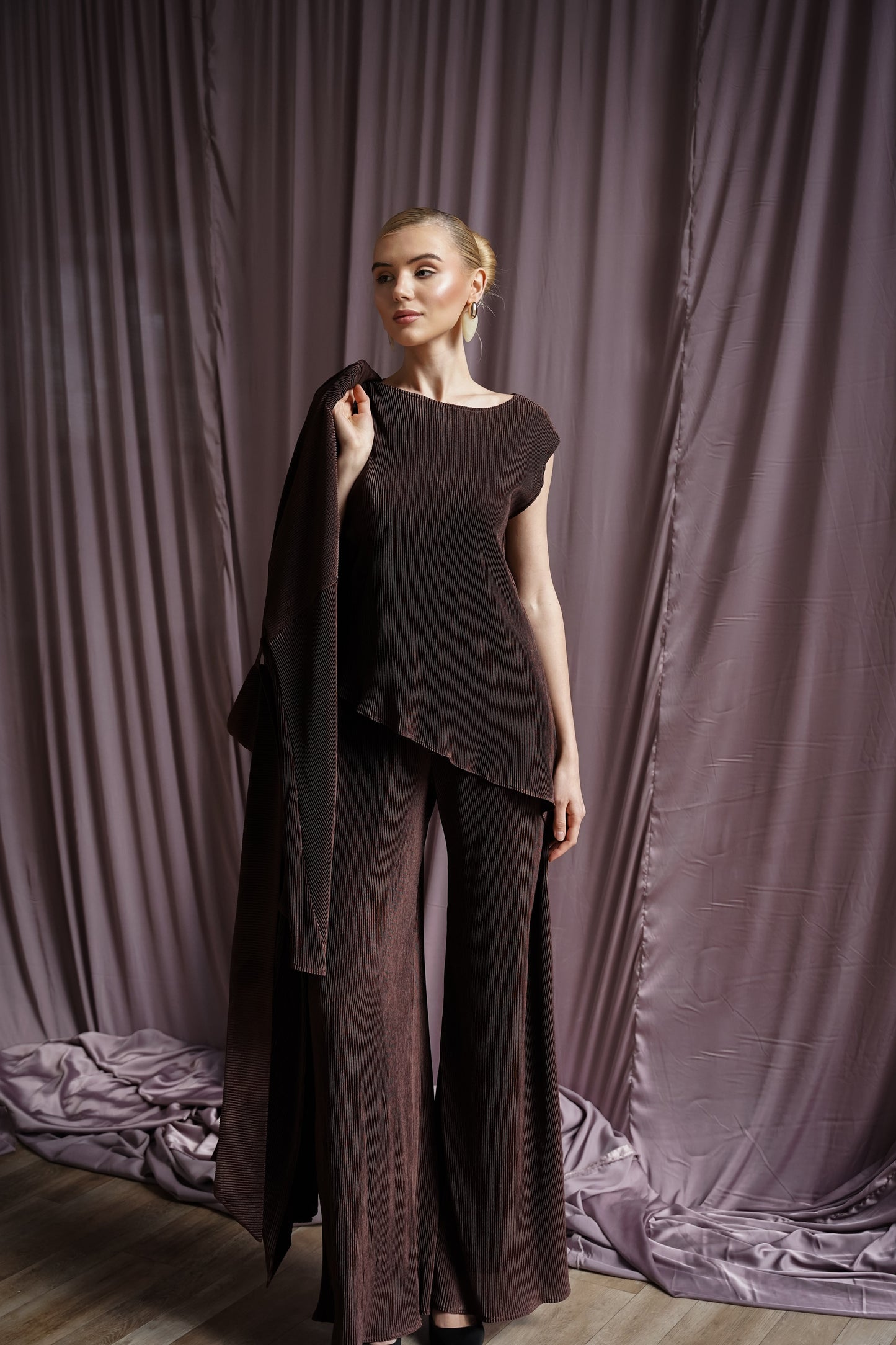 Camellia brown suit