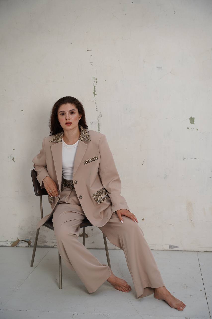 Жіночий костюм Жито