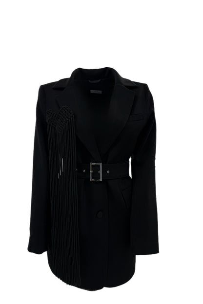 Жіночий жакет чорний з поясом