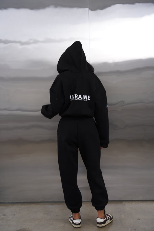 Жіночий спортивний костюм чорний UA