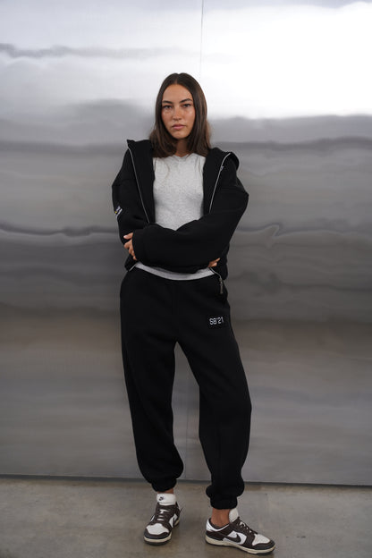 Чоловічий костюм чорний UA