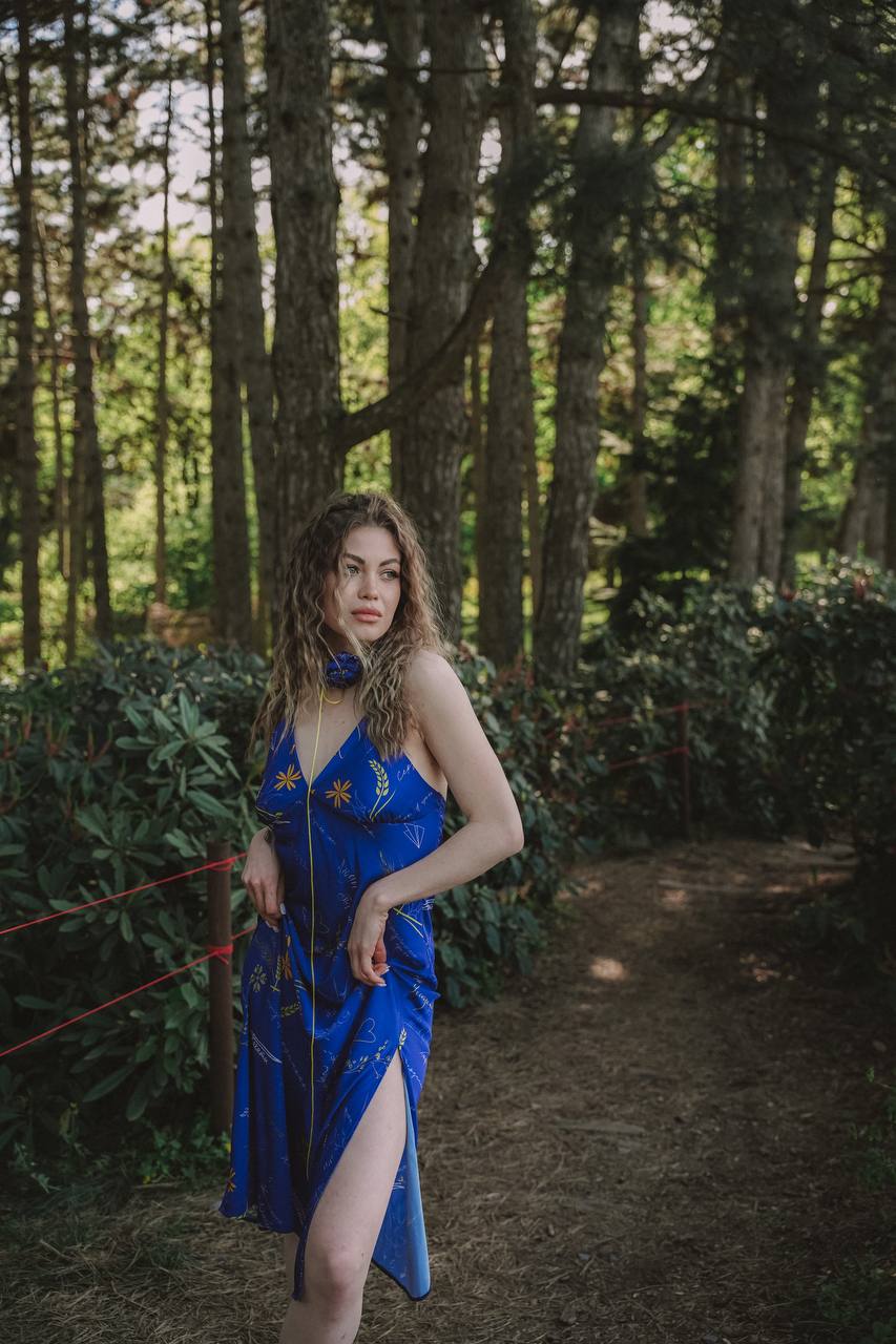 Сукня United by love