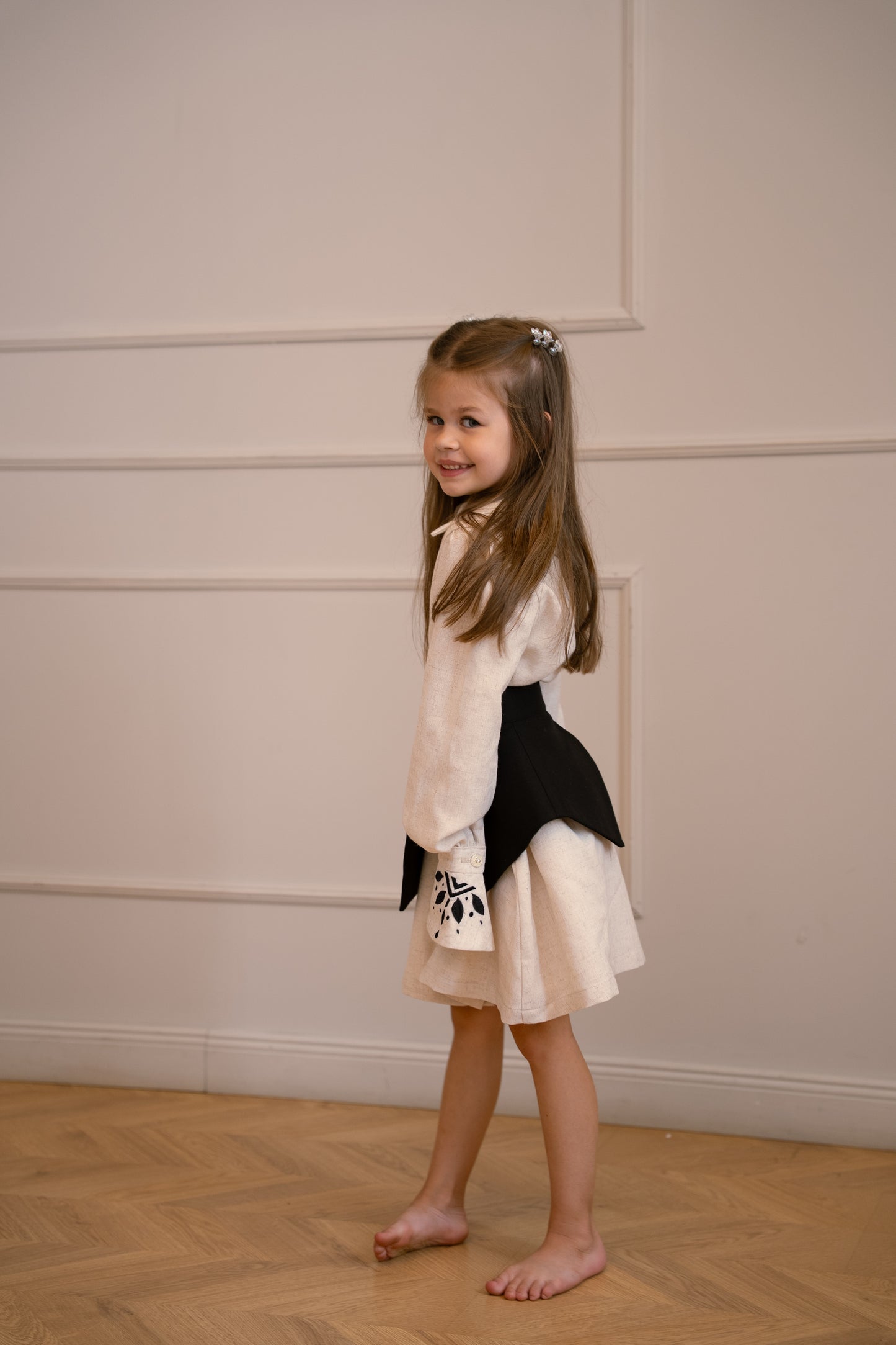 Children's dress with embroidery Mia