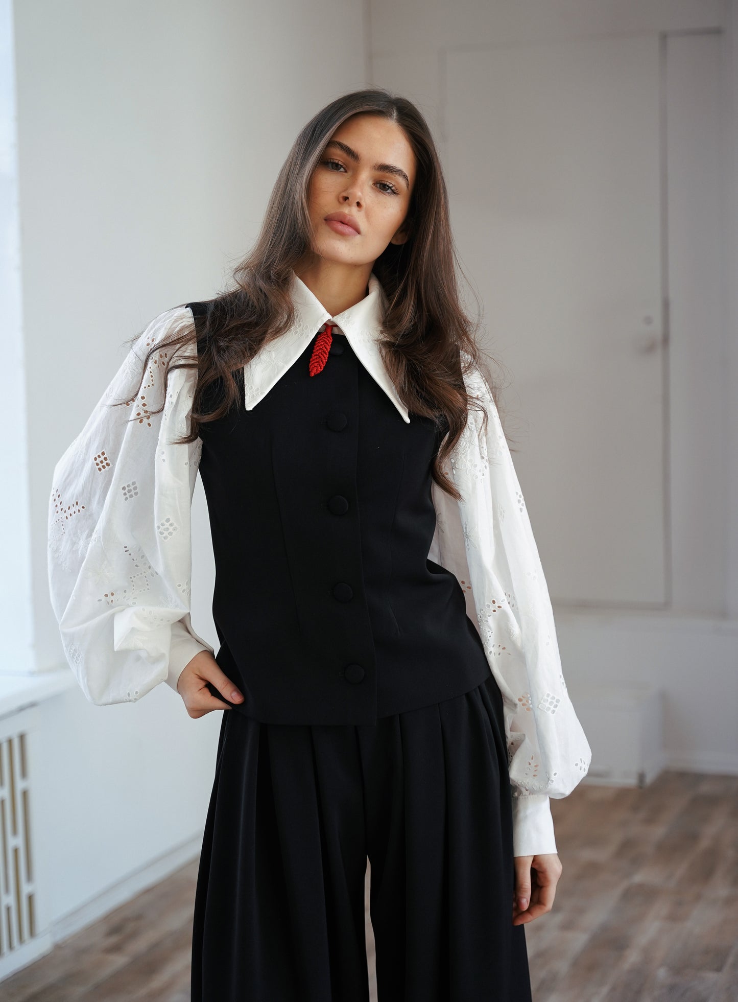 Vest Inessa