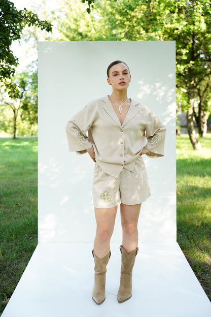 Жіночий костюм молочний Мальва