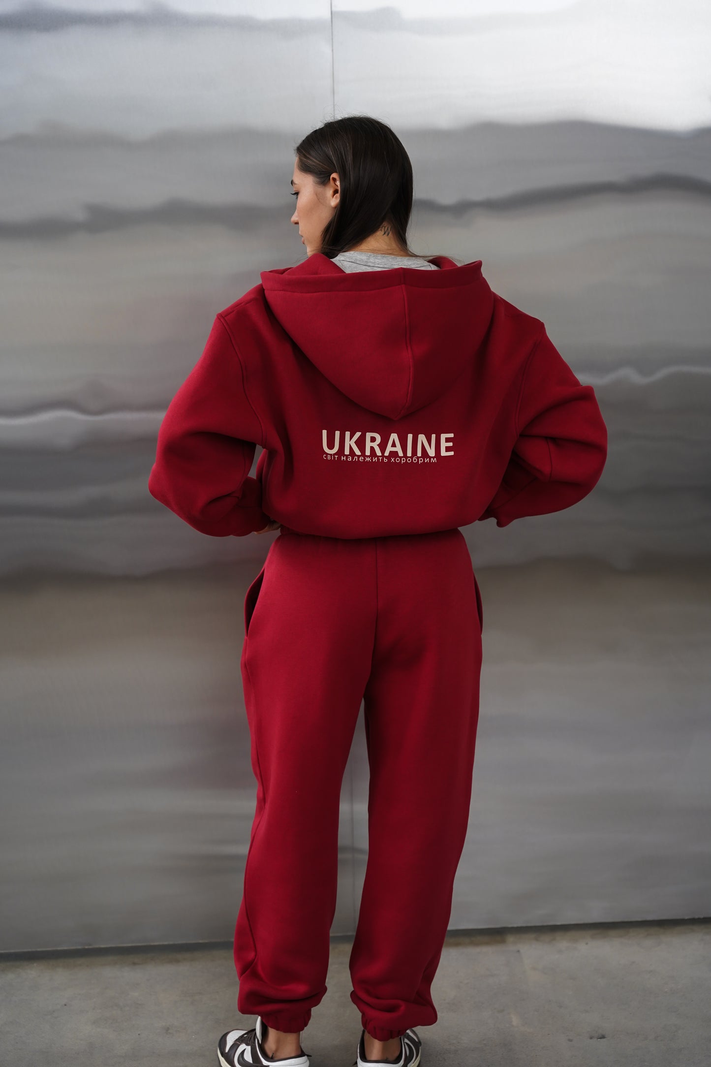 Спортивний костюм червоний UA