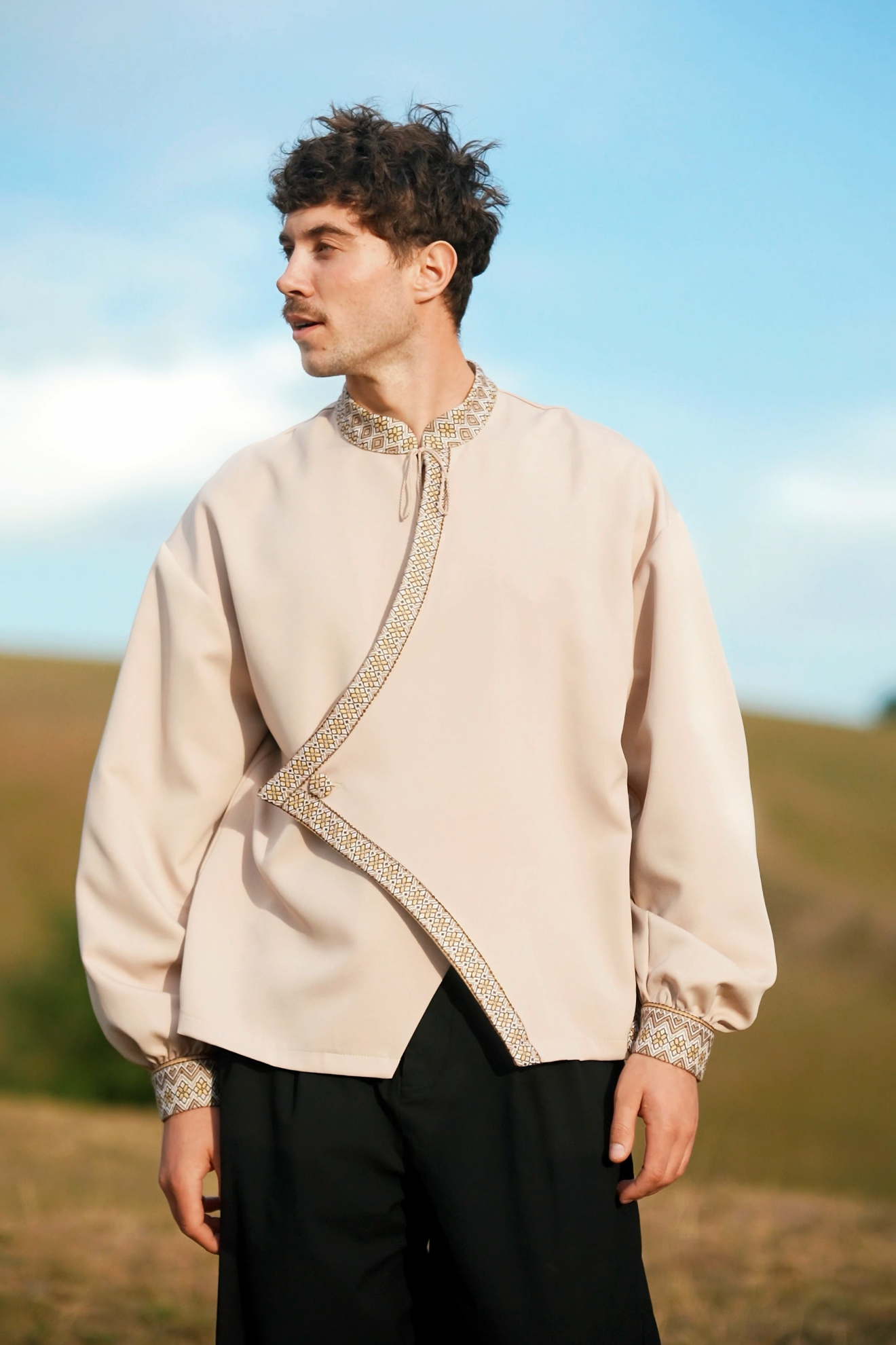 Men's black embroidered shirt Heritage