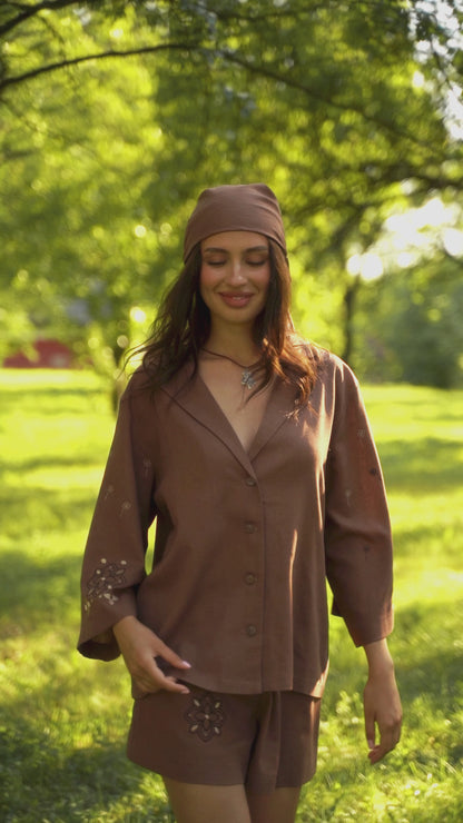 Жіночий костюм коричневий Мальва